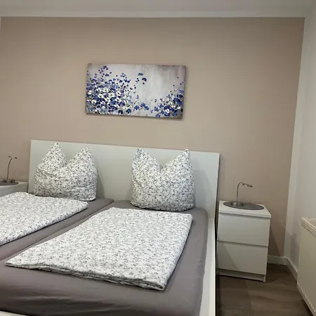 Neu Errichtete Schoene Haus 29a 1. Obergeschoss Appartement *